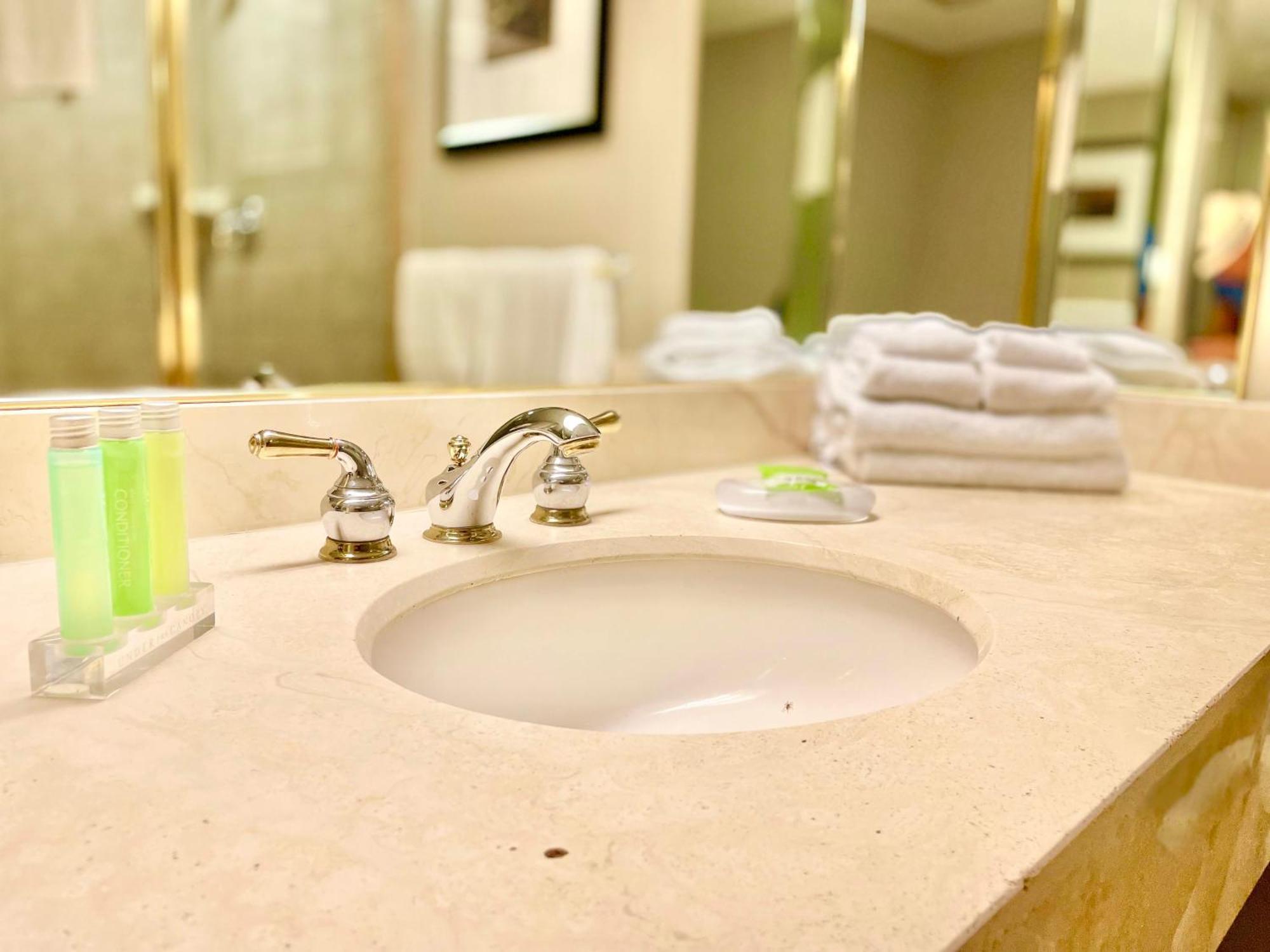 Hillside Haven: Carriage Club Resort Retreat Edgar Ngoại thất bức ảnh